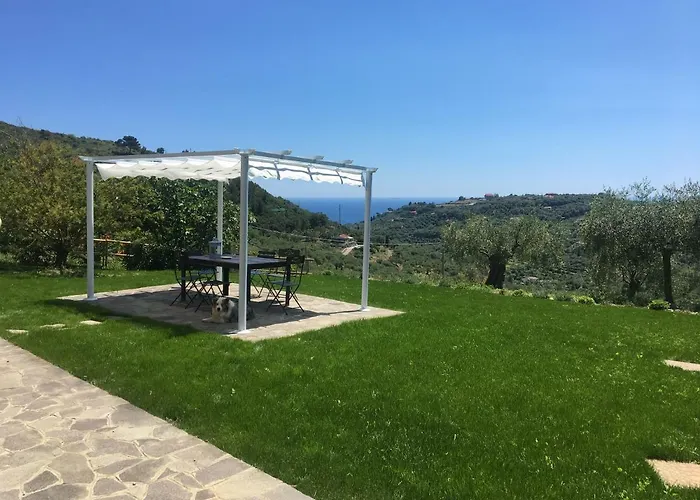 Oltrealmare Lägenhet *